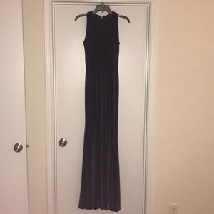 Linda Allard Ellen Tracy Velvet Long Gown Dress